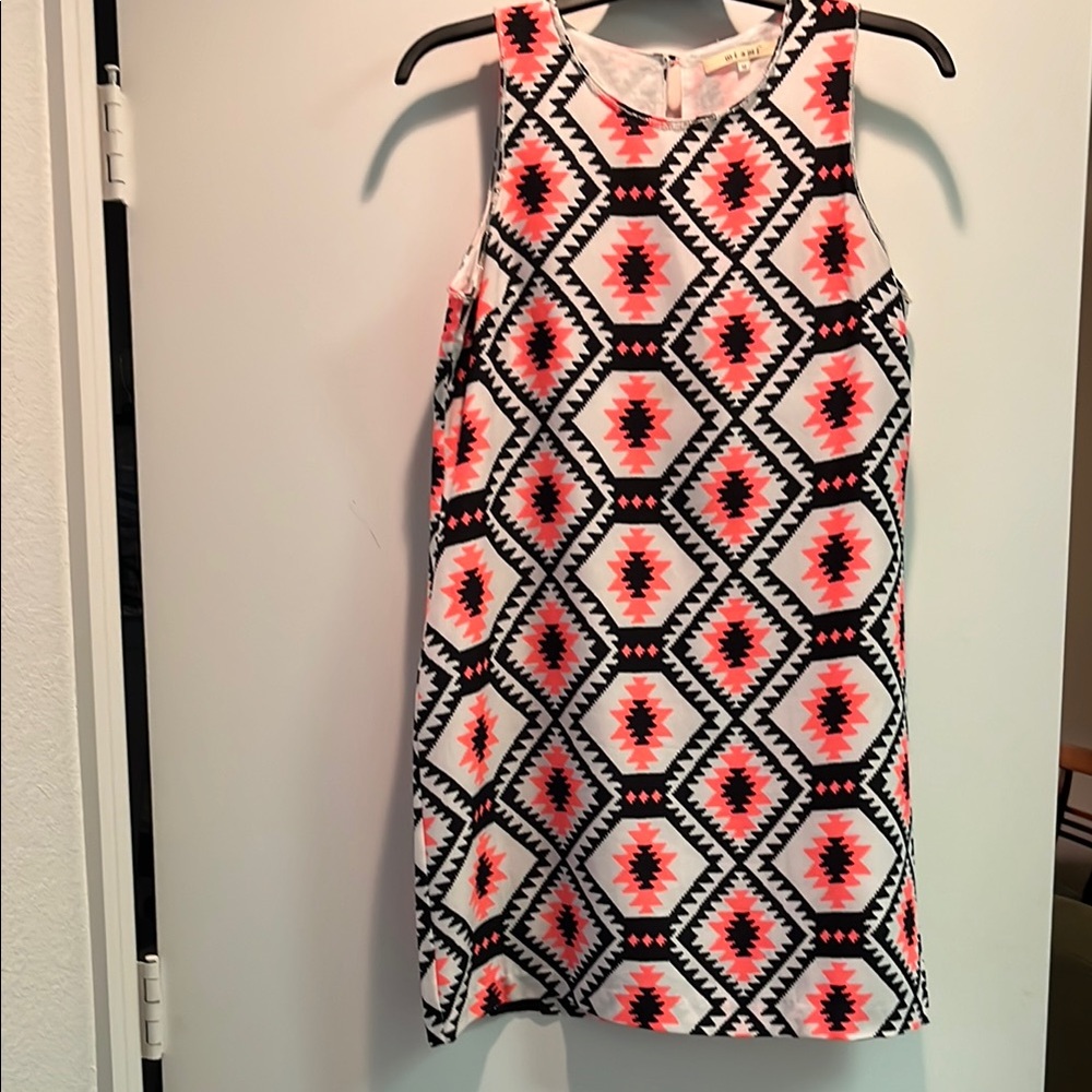 Miami Coral and Black Geometric Dress Size Medium 
A line  & Embellished